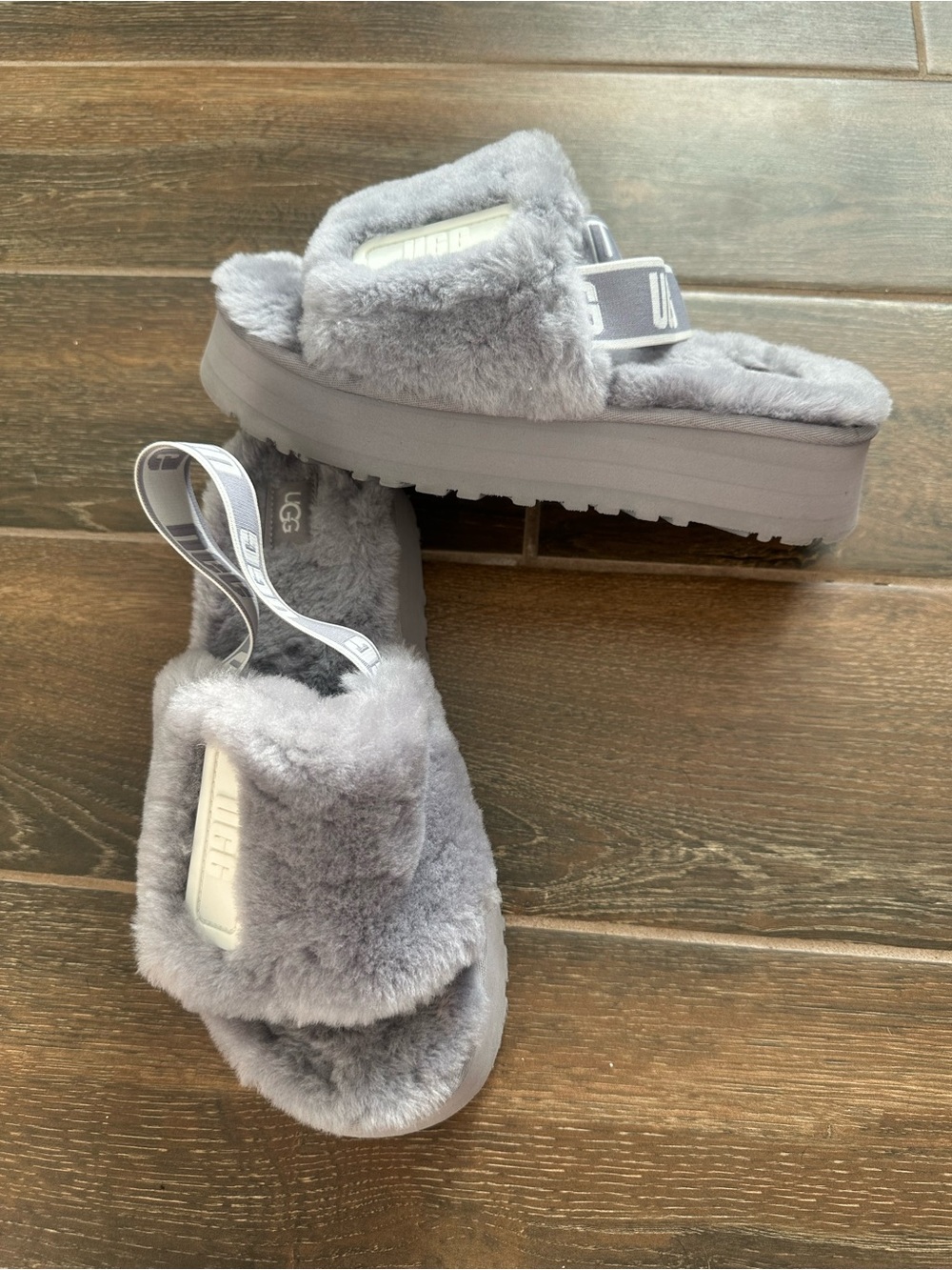 UGG Disco Slide Gray Fluffy Platform Slipper Slingback Sandals Women's Size 9